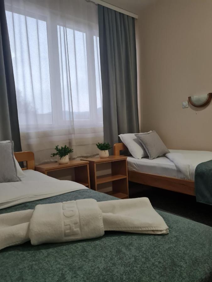 Garni Hotel Alma Pirot Exterior foto