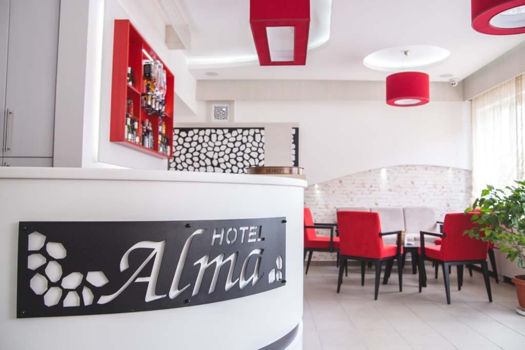 Garni Hotel Alma Pirot Exterior foto