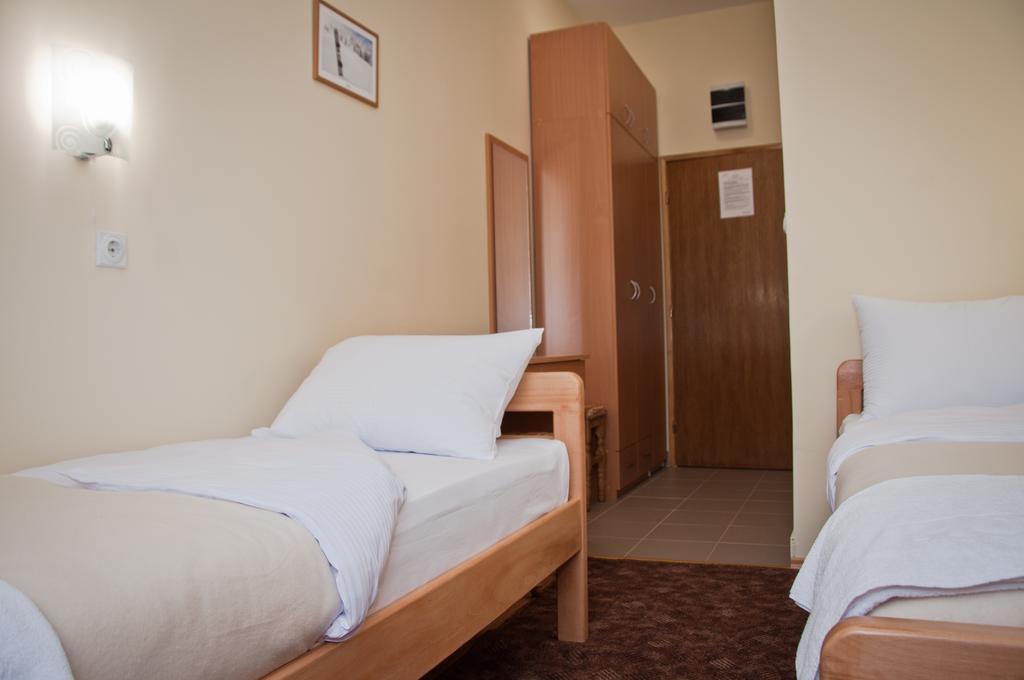Garni Hotel Alma Pirot Exterior foto