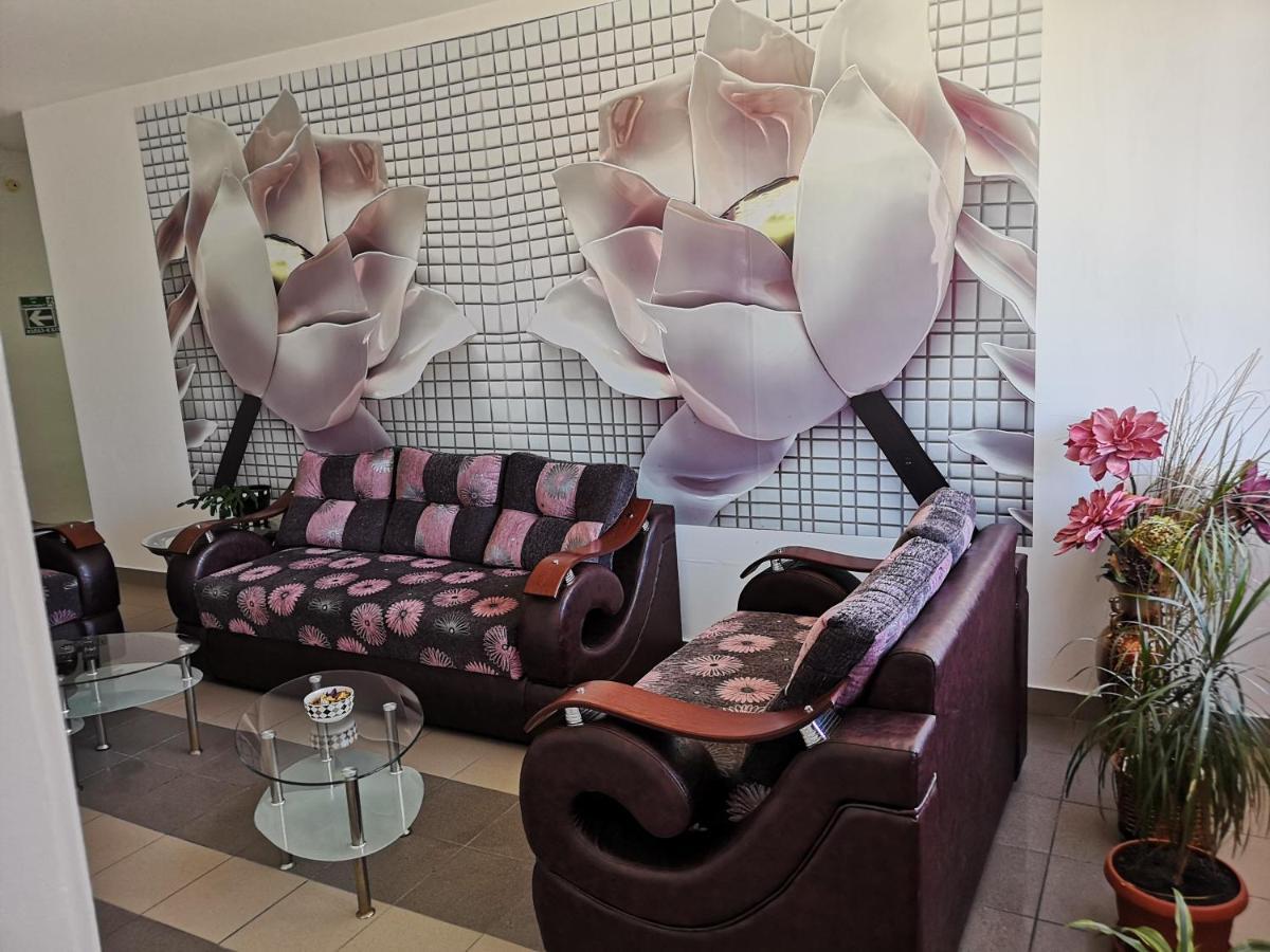 Garni Hotel Alma Pirot Exterior foto